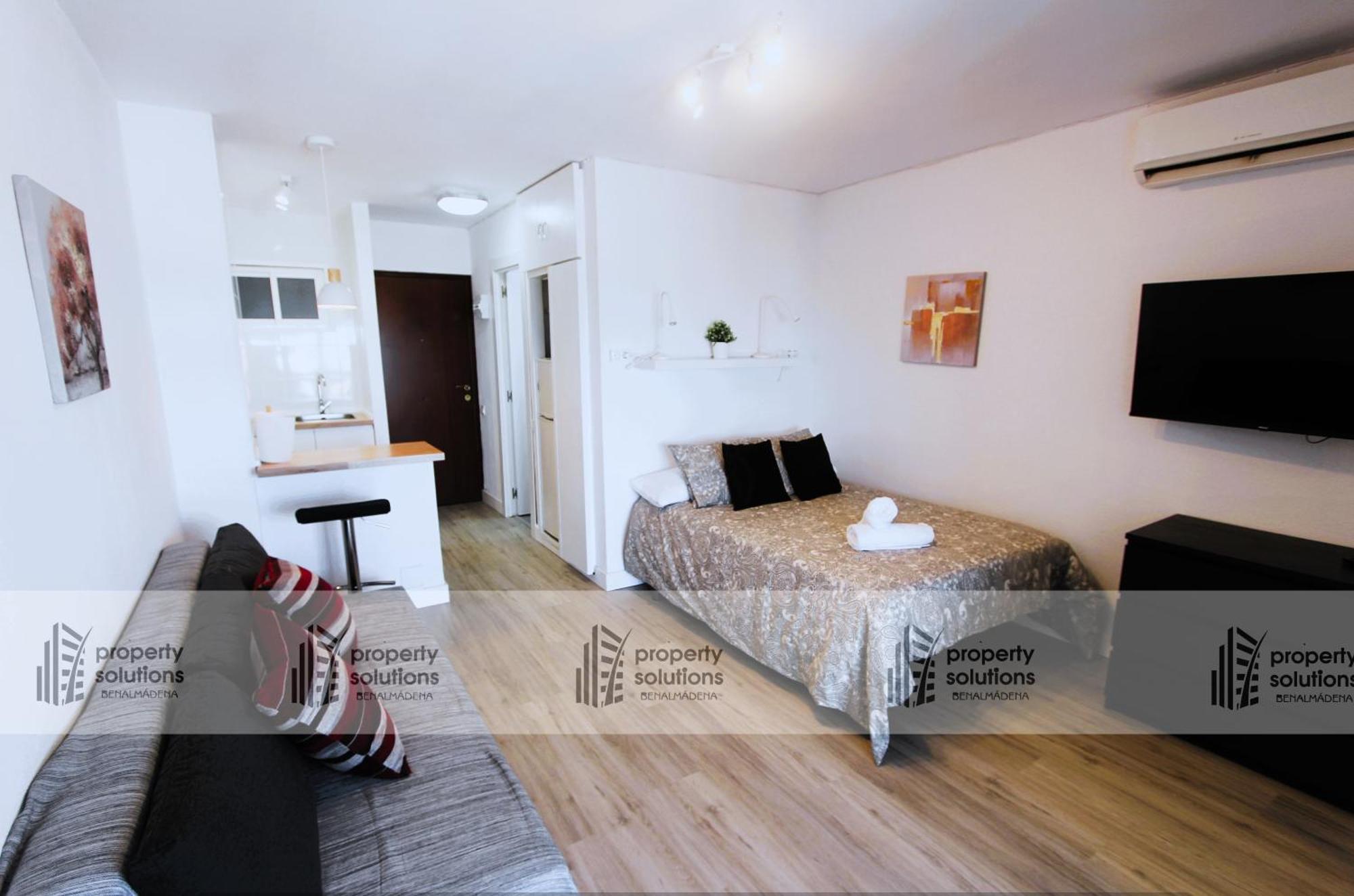 714 Iris Apartamento - Vista Al Mar - Cerca De Tren, Restaurantes, Tiendas - Playa A 10 Min Caminando Benalmádena Exterior foto