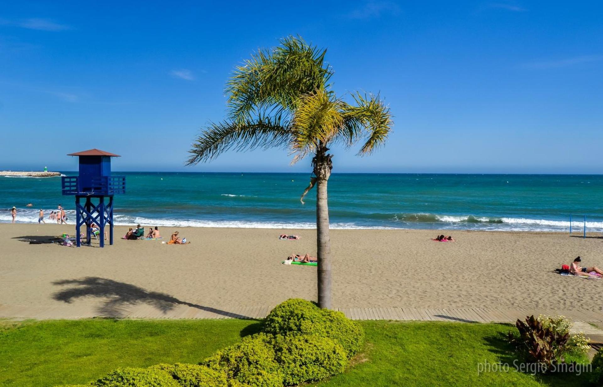 714 Iris Apartamento - Vista Al Mar - Cerca De Tren, Restaurantes, Tiendas - Playa A 10 Min Caminando Benalmádena Exterior foto